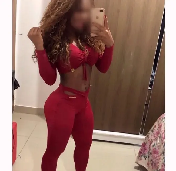 Aya, 31