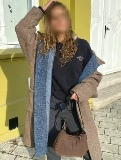 Dorthe, 22