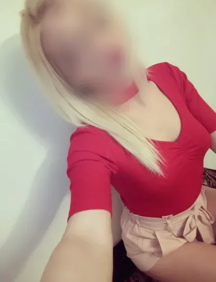 Ellen, 34