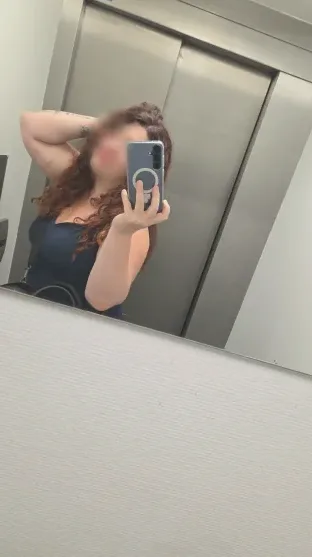 Fatima, 34