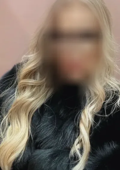 Josefine, 32