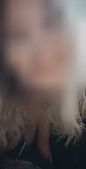 Julie, 39