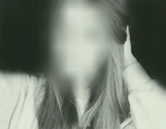 Katja, 29