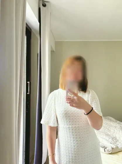 Sofia, 30